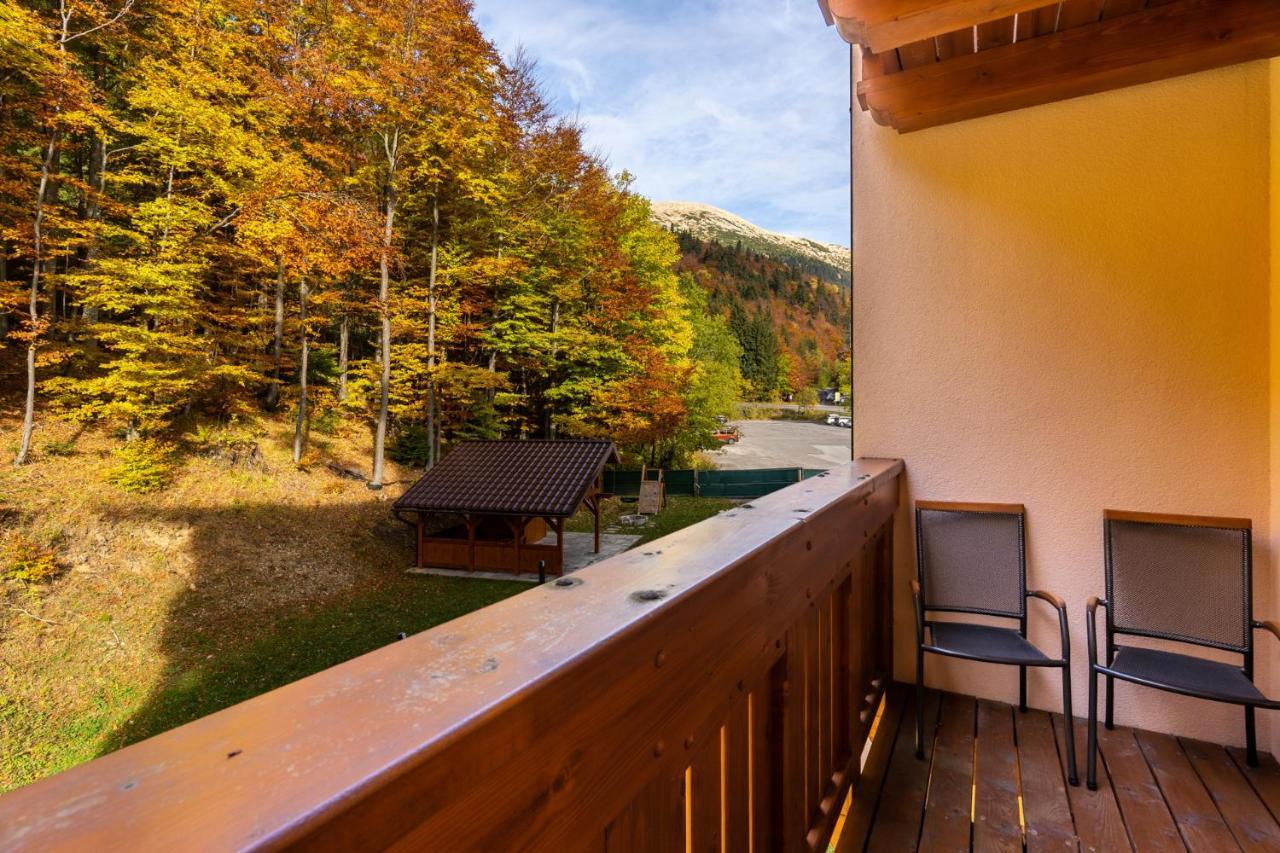 Apartment Rose Chopok 1100 m - Skiing - Unique Location&Views - Low Tatras Demänovská Dolina Extérieur photo